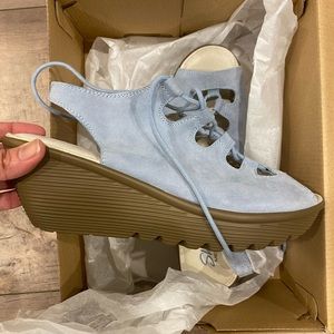 Skechers Ghillie up, color baby blue, size 9